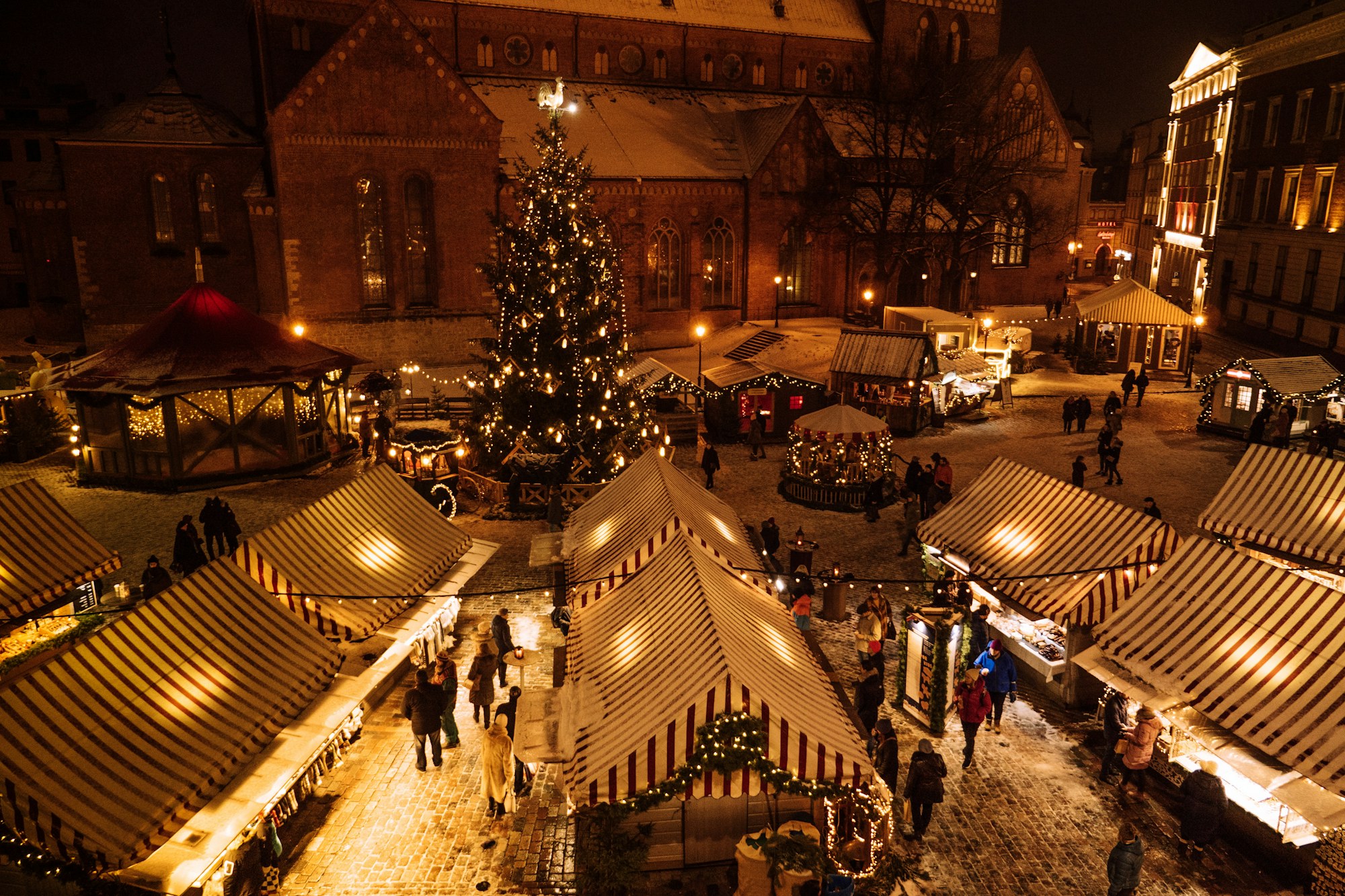 Adventmarkt am Hauptplatz